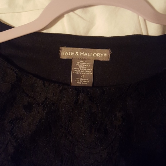 Kate & Mallory lace draped shell - Picture 3 of 3